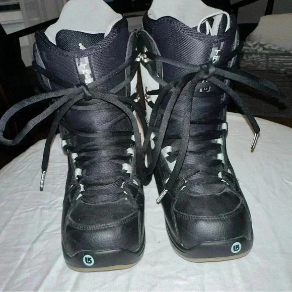 Burton Tribute Snowboarding Boots Size 6 - Picture 10 of 12